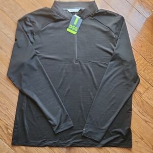 NWT Mens 1/4 Zip